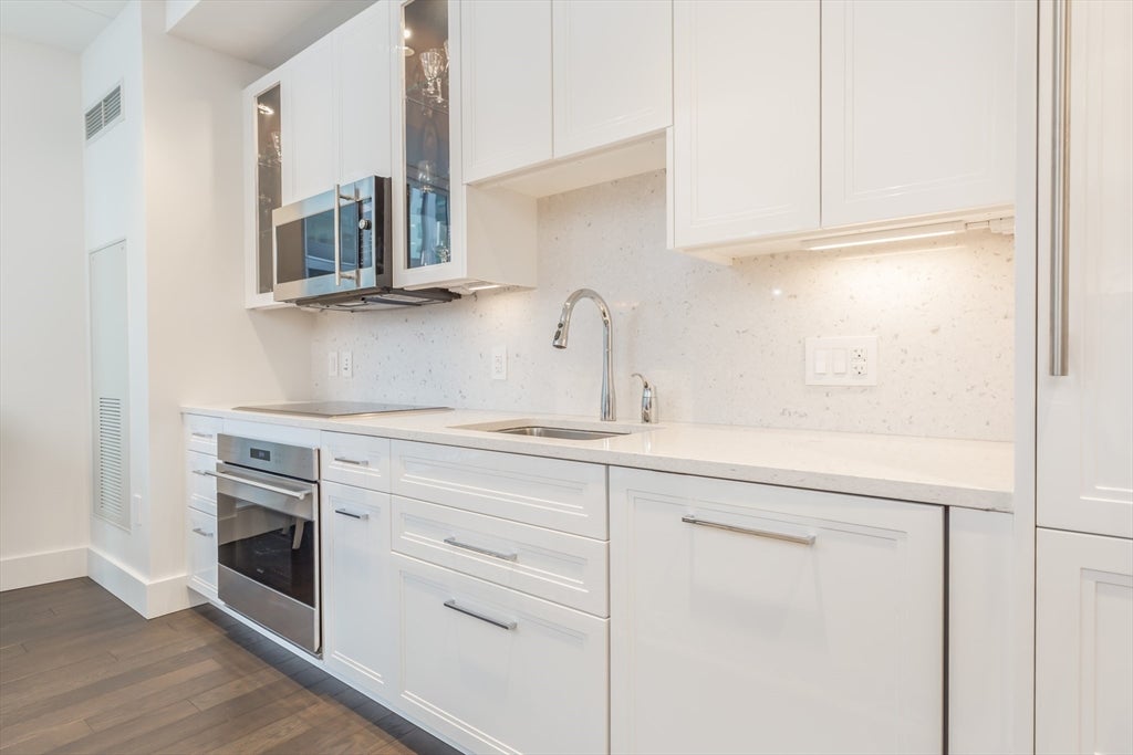 22 Liberty Dr 2L