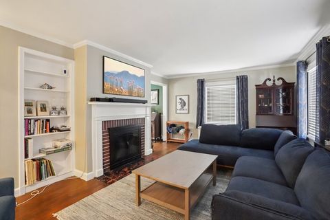 2 Saxon Rd Worcester MA 01602