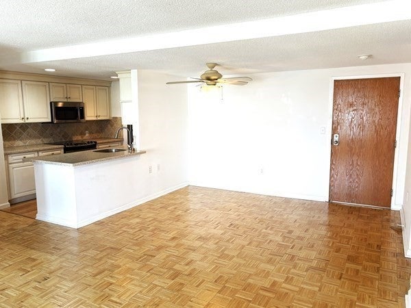 20 Rockland House Rd #205, Hull, MA, 20 Rockland House Rd #205, Hull, MA Photo #5