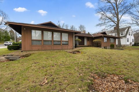 312 Adams St Quincy MA 02169