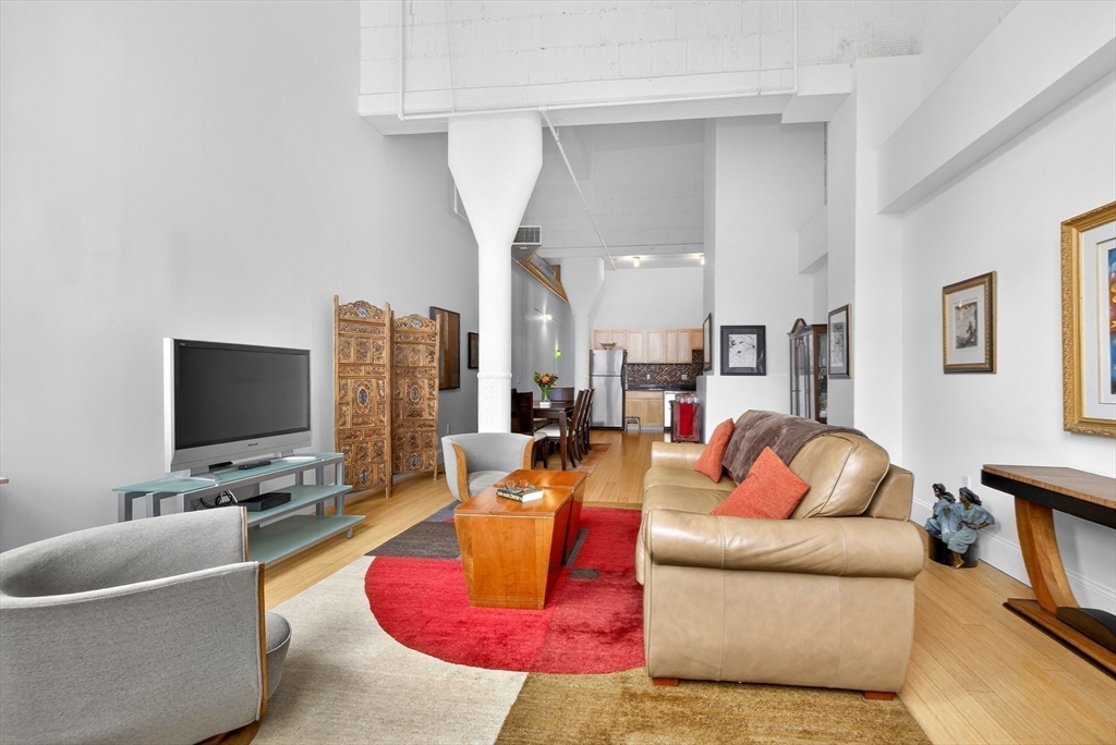 485-495 Harrison Ave 304