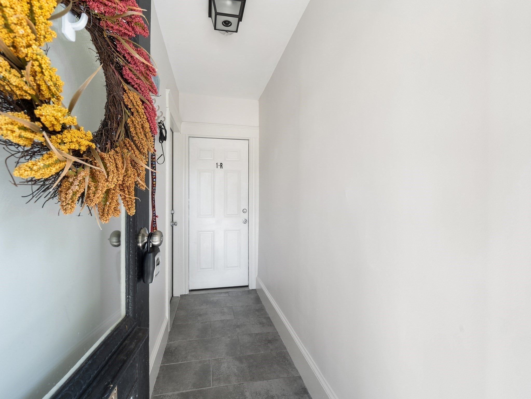 23 Green St #1R, Salem, MA Photo #16