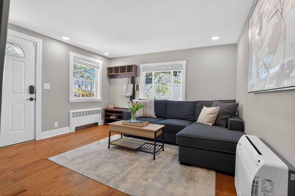14 Mount Walley Rd, Waltham, MA, 14 Mount Walley Rd, Waltham, MA Photo #2