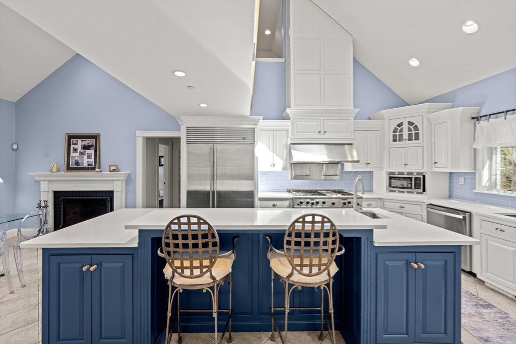 1 Gussett Rd