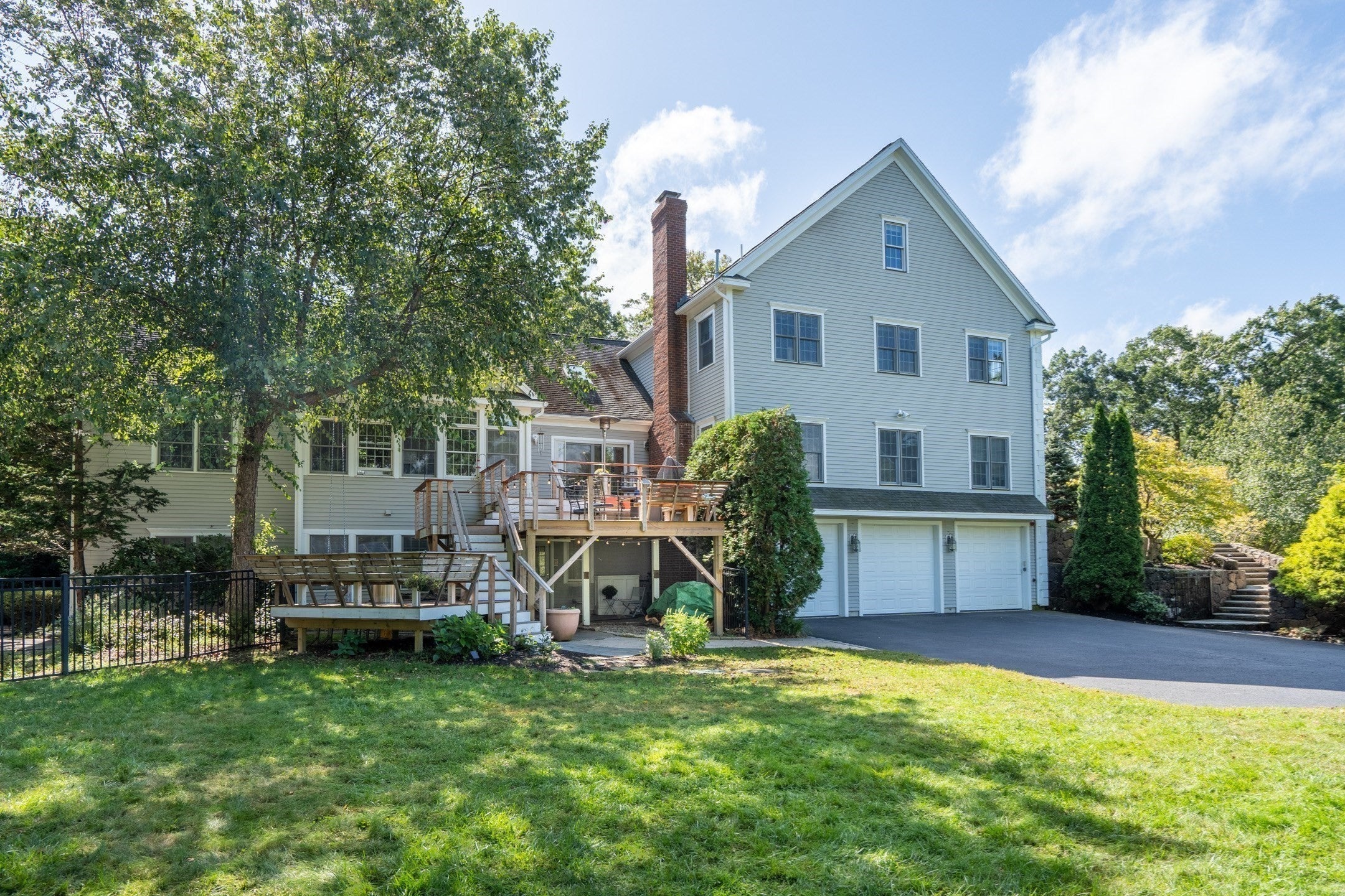 1 Gussett Rd