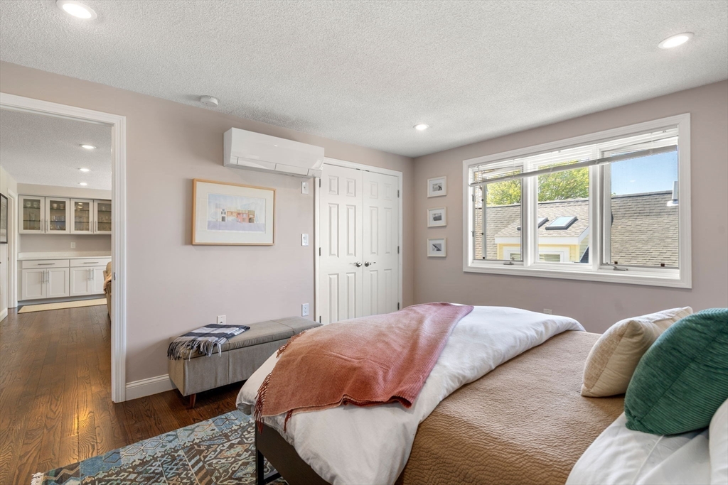 32 Farragut Ave #3, Somerville, MA Photo #10