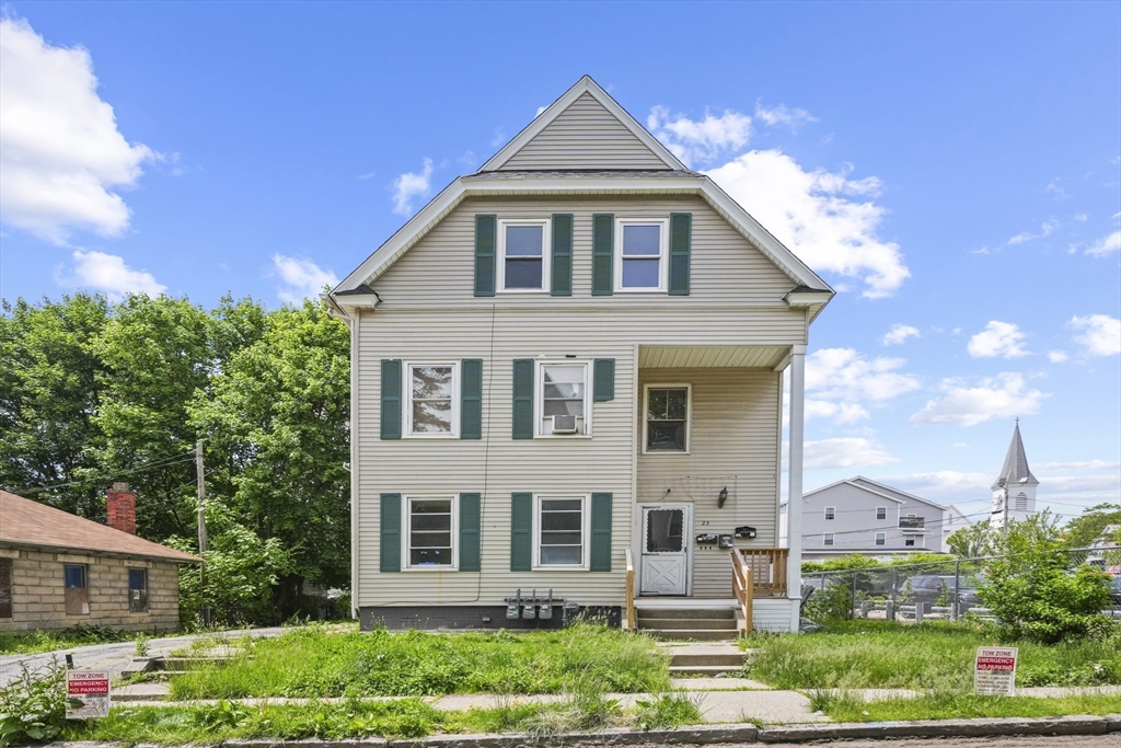23 Ashton St.