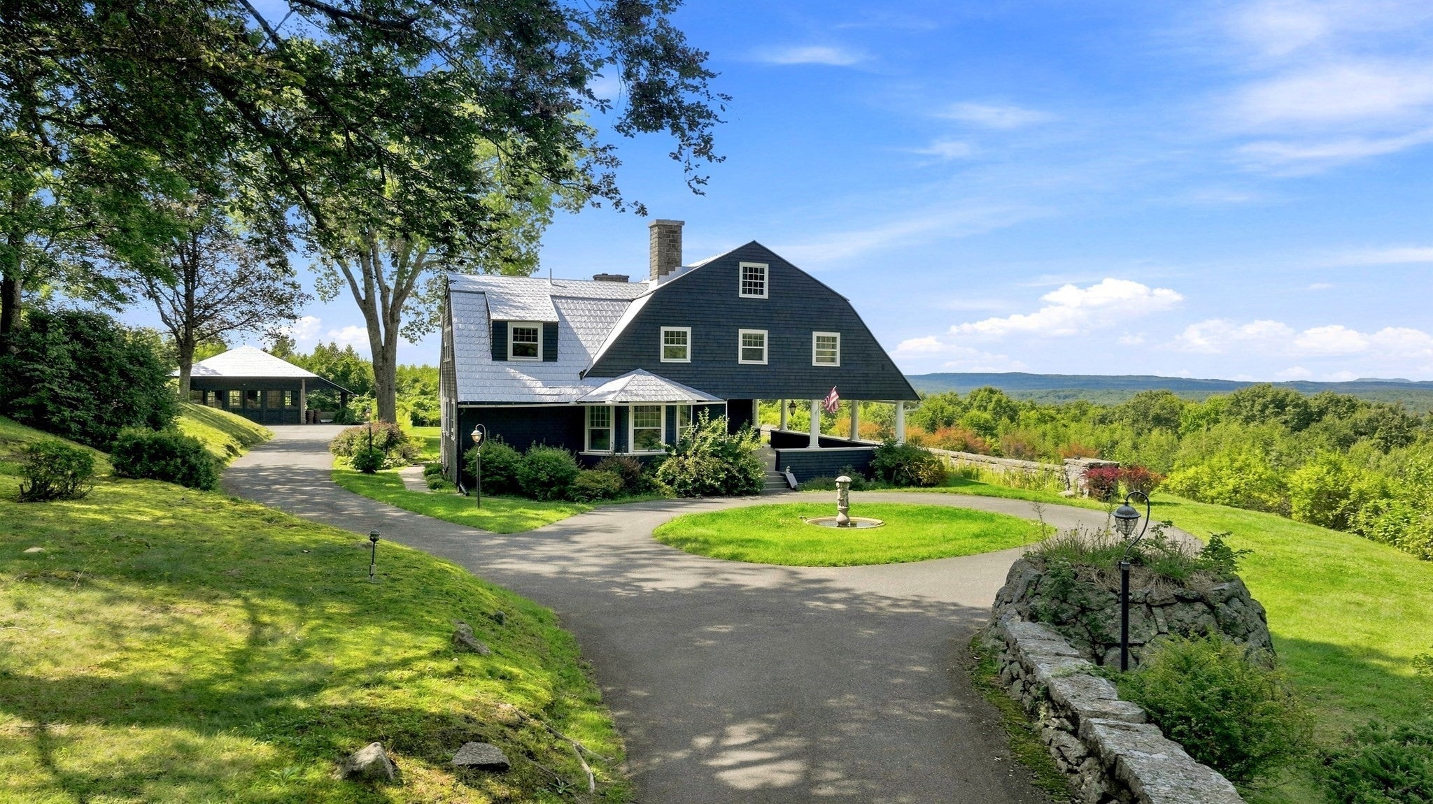 Photo: 23R Burlingame St, Palmer, MA
