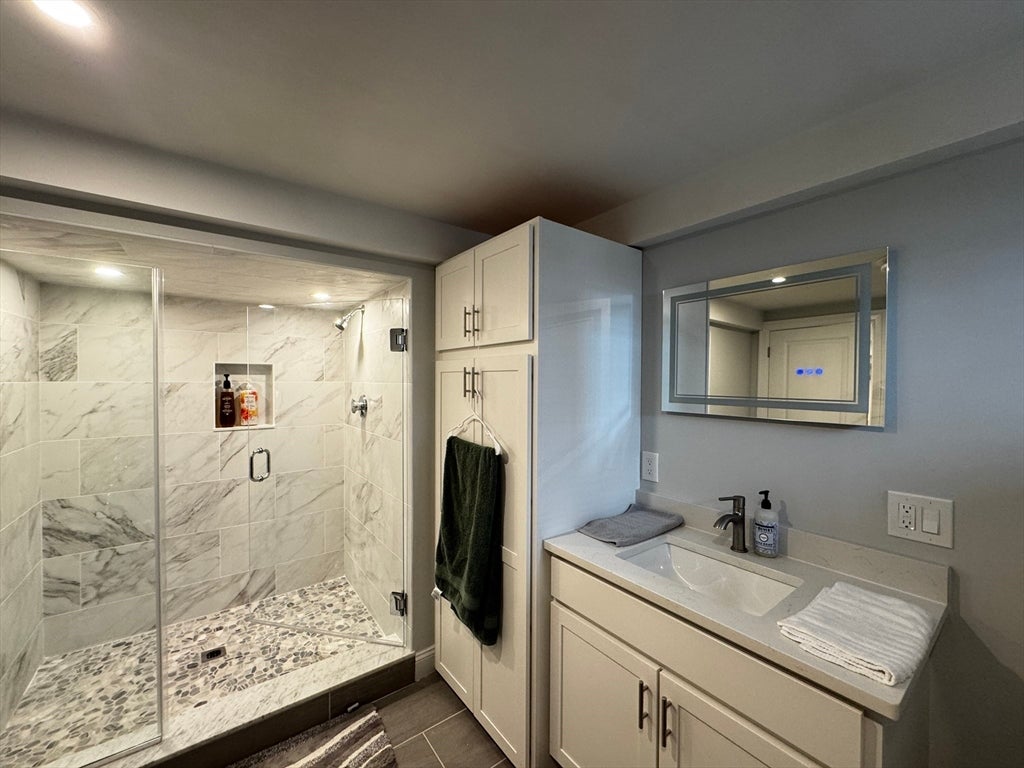 33 Hamilton St #1, Medford, MA Photo #15