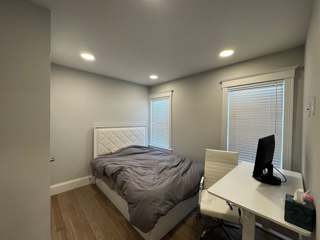 33 Hamilton St #1, Medford, MA Photo #8