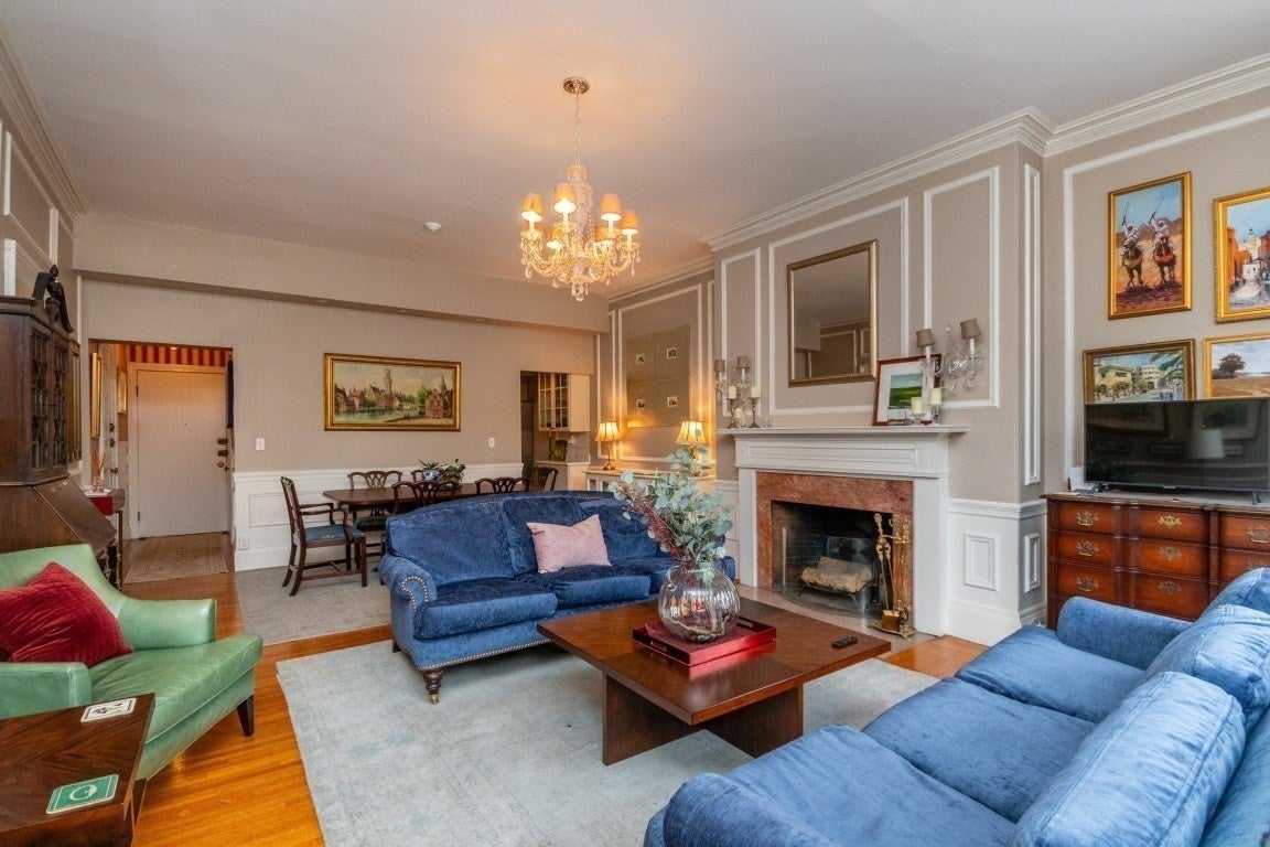164 Beacon St 2