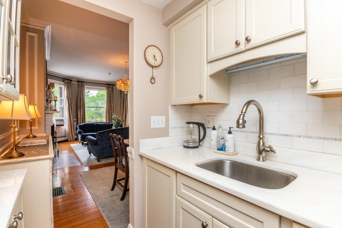 164 Beacon St 2