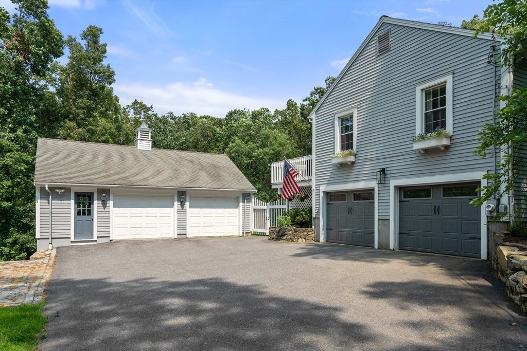 6 Brimstone Lane