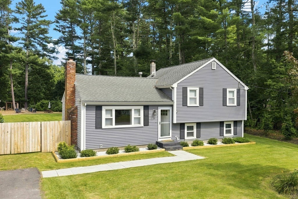 21 Great Meadow Dr