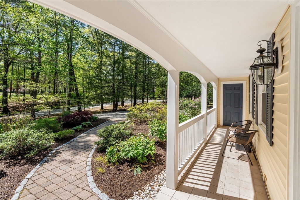 21 Highland Cir