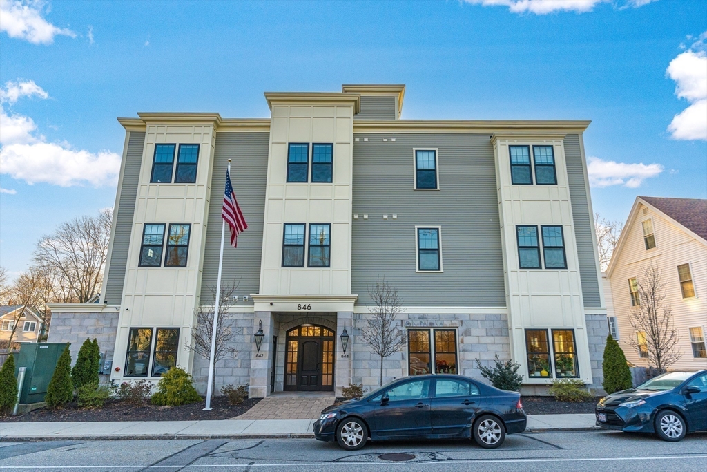 846 Main Street IV