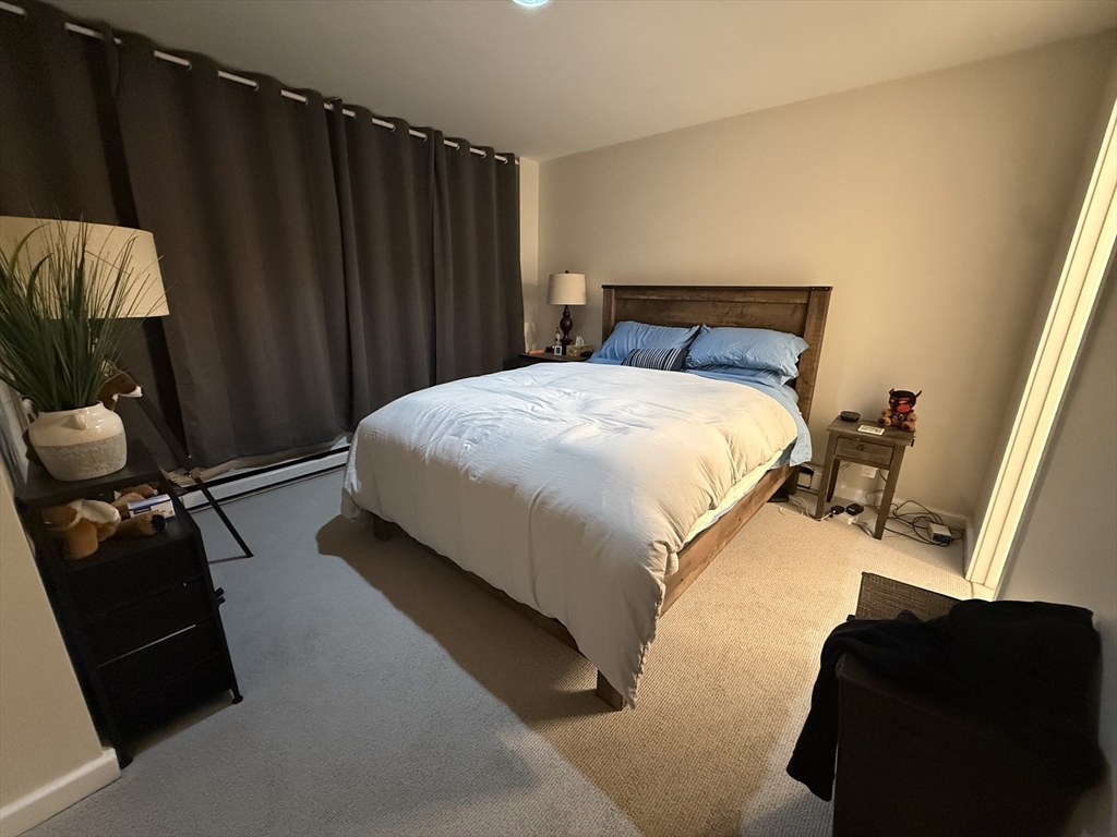 18-20 E Springfield Street 1