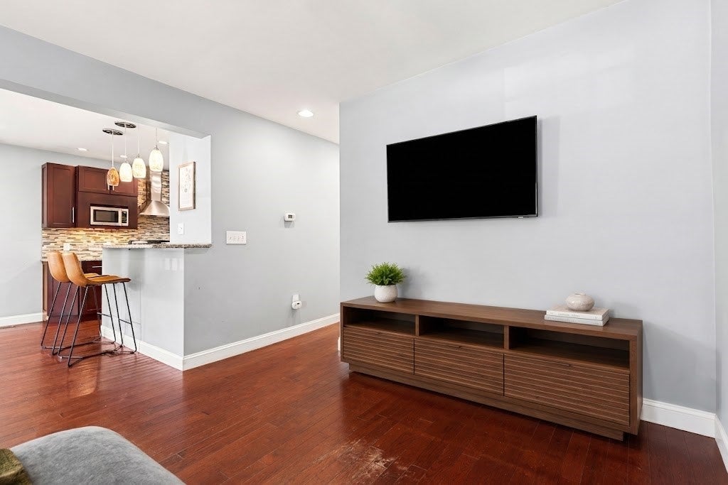 6 Pershing St, Billerica, MA Photo #5