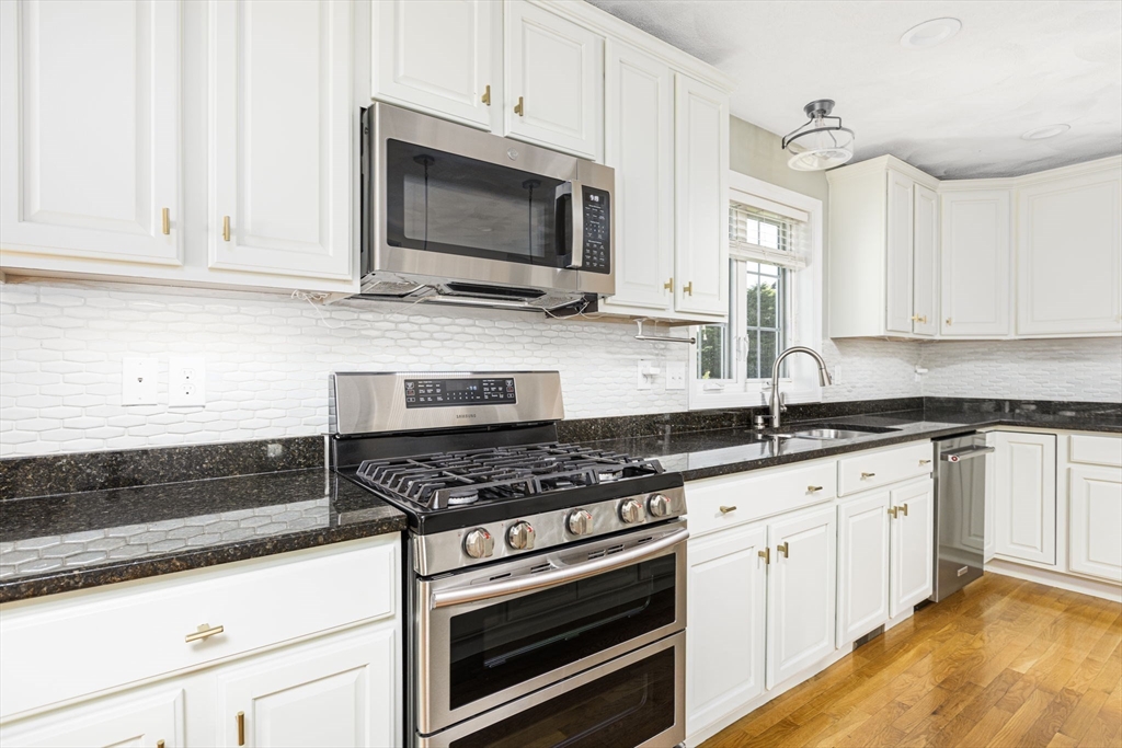 15 Arline Dr