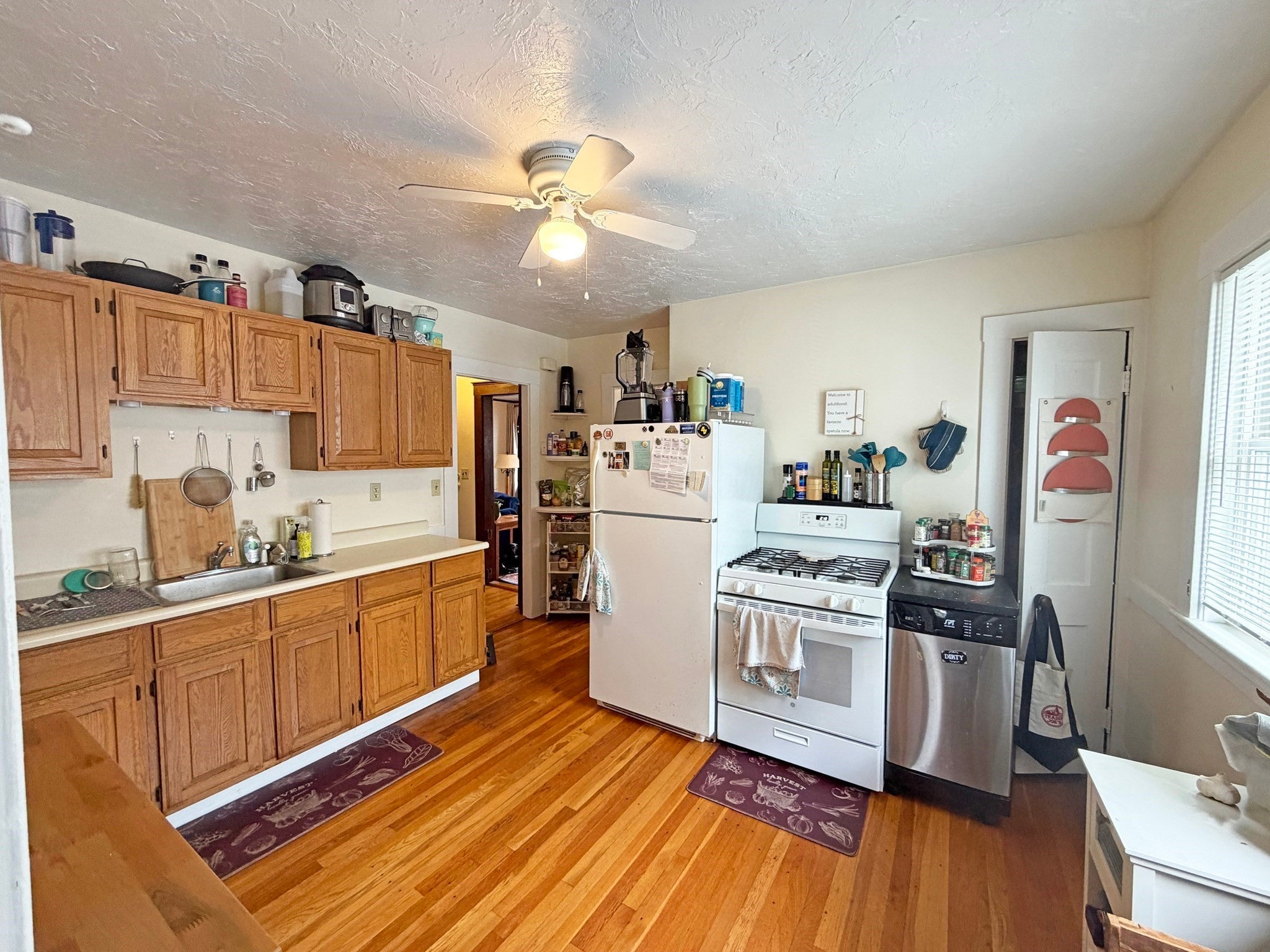 250-252 Robbins St #B, Waltham, MA Photo #6