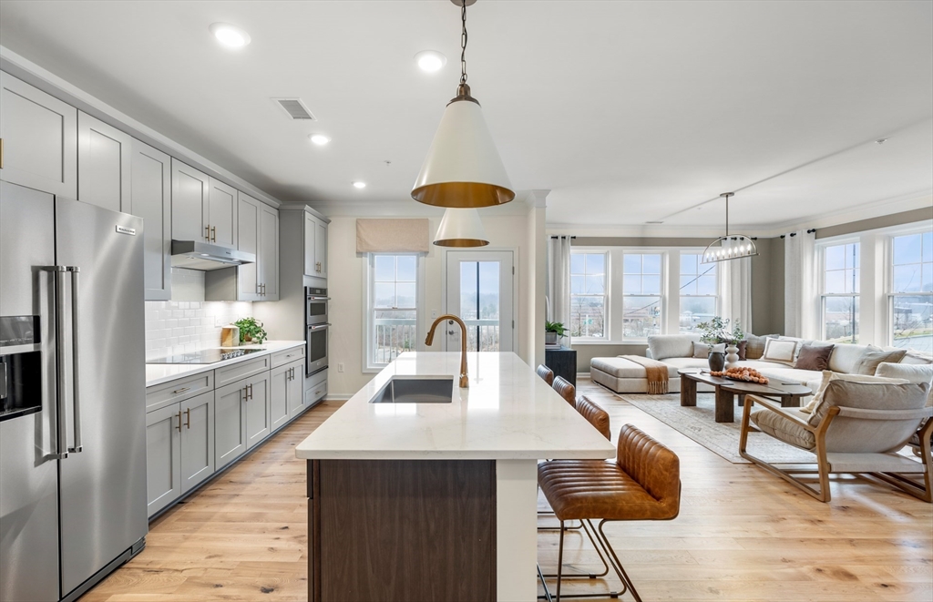 2 Stratton Drive 1109