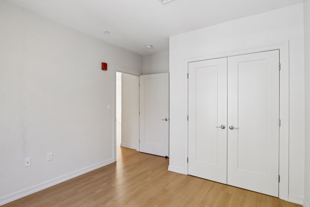 77 New ST 102-H, Cambridge, MA, 77 New ST 102-H, Cambridge, MA Photo #10
