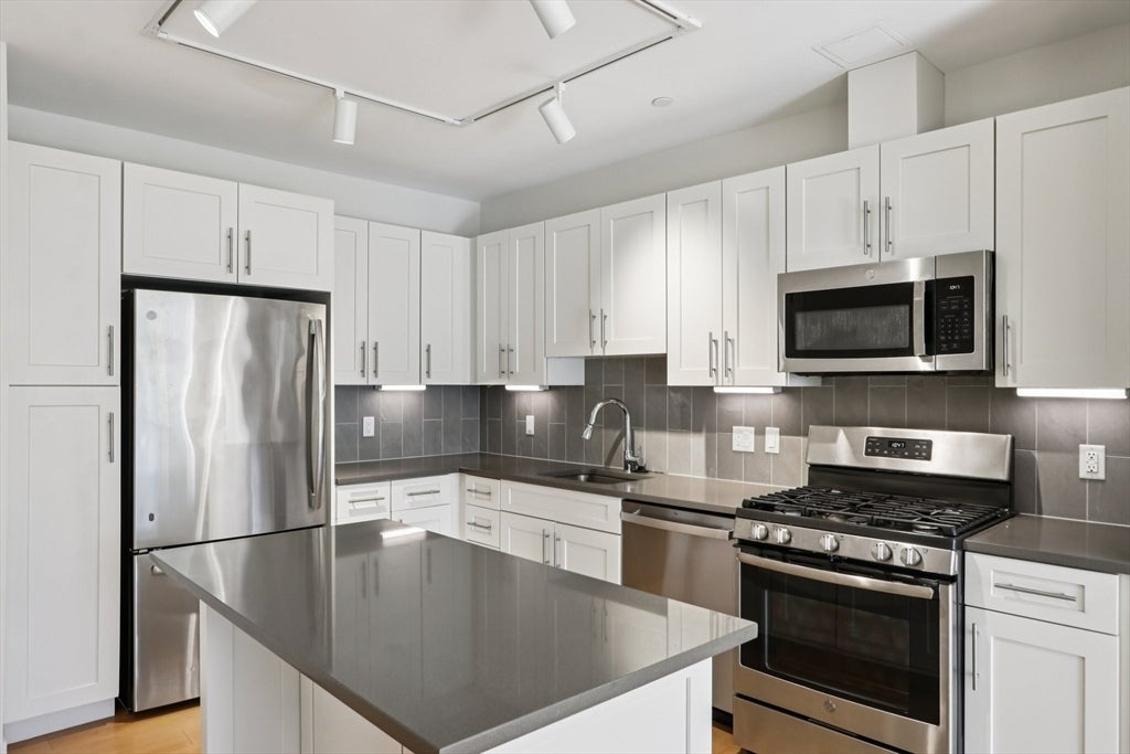 Photo of 77 New ST, Cambridge, MA