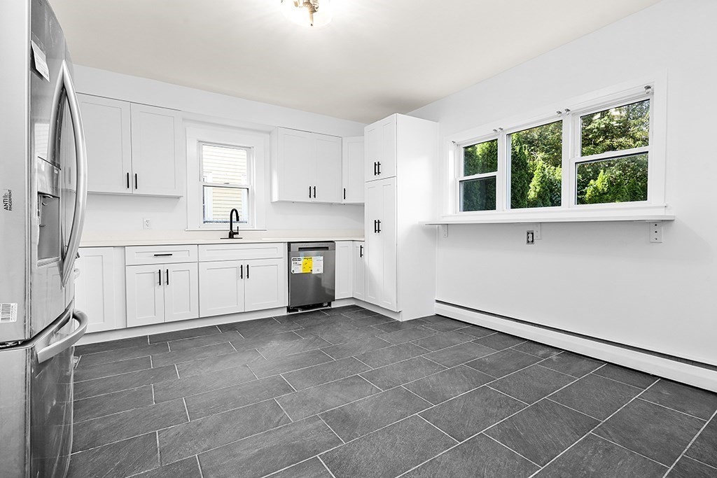 27 Ladd Street 27