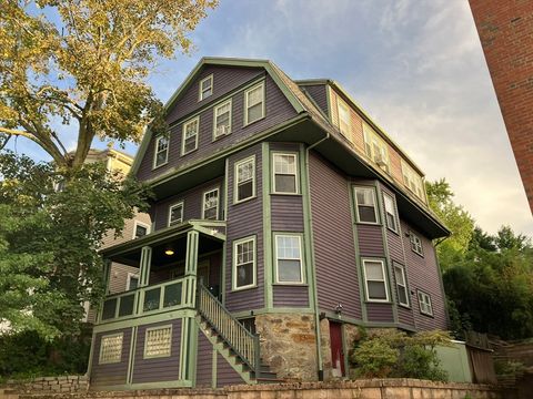 196 Hillside St 3 Boston MA 02120