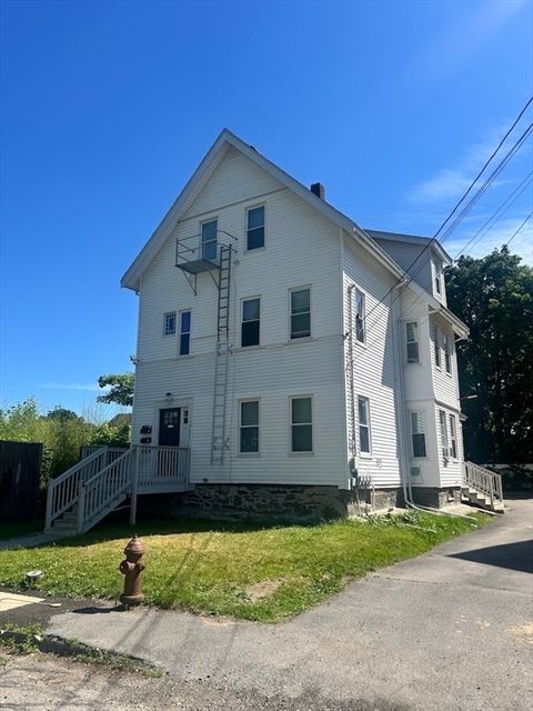 Photo of 35 Newcomb Pl #3, Taunton, MA 02780 (MLS # 73532954)