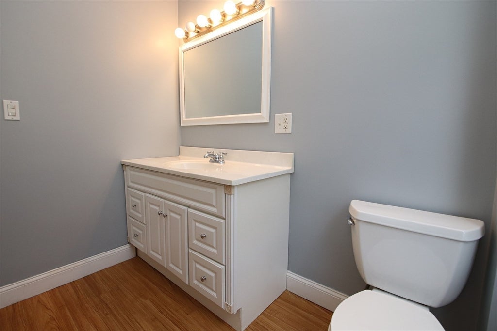 601 Lincoln Avenue, Saugus, MA Photo #30