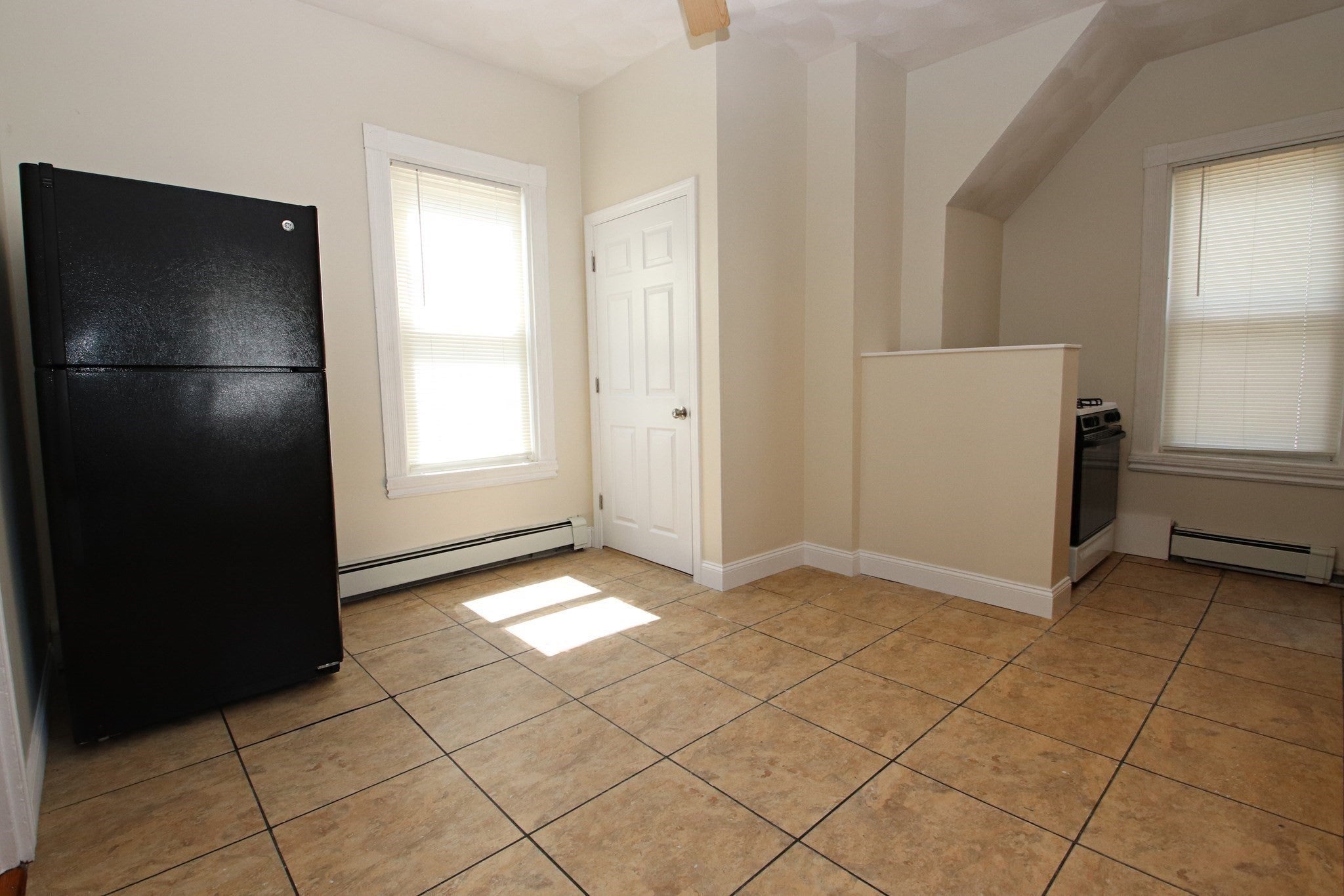601 Lincoln Avenue, Saugus, MA Photo #12