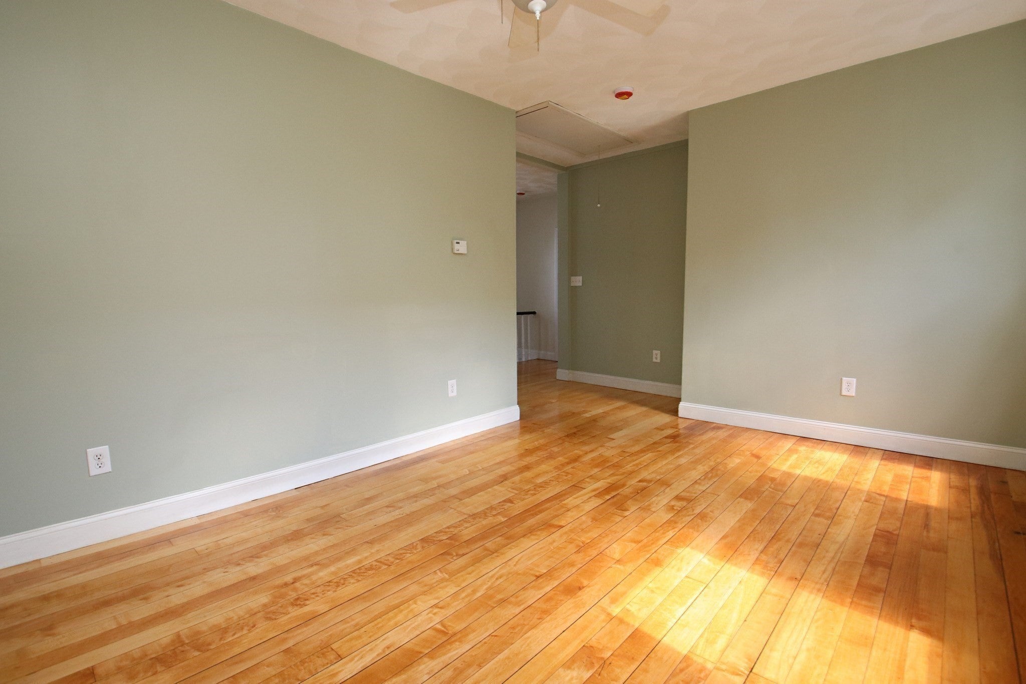 601 Lincoln Avenue, Saugus, MA Photo #25