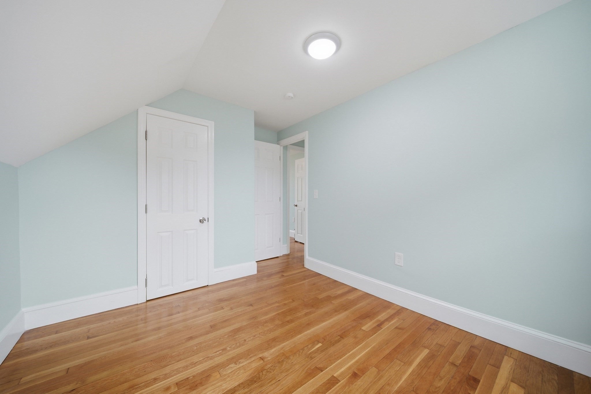 57 Corbett St, Lowell, MA Photo #21