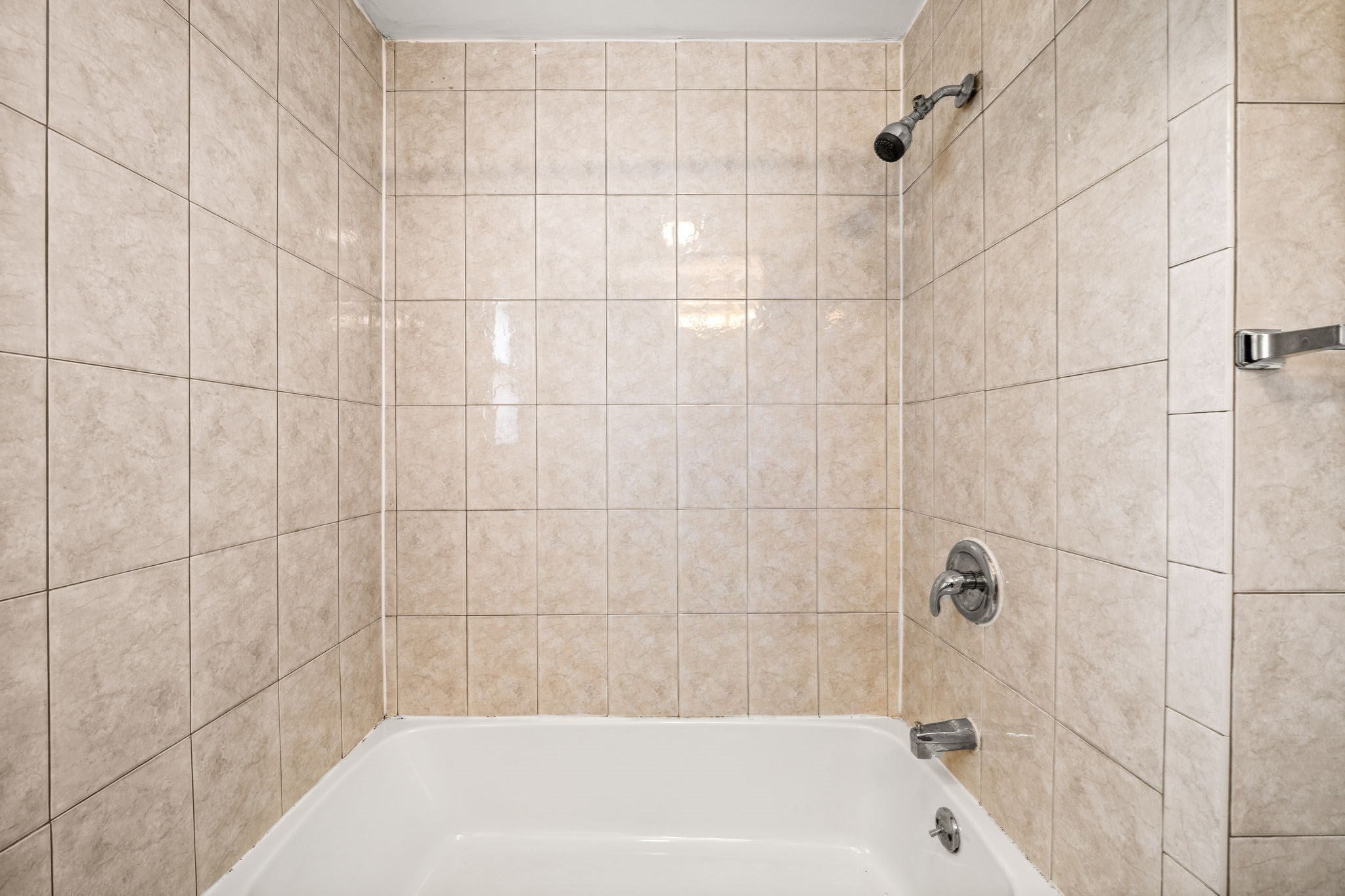 4 Niles Rd, Randolph, MA, 4 Niles Rd, Randolph, MA Photo #22