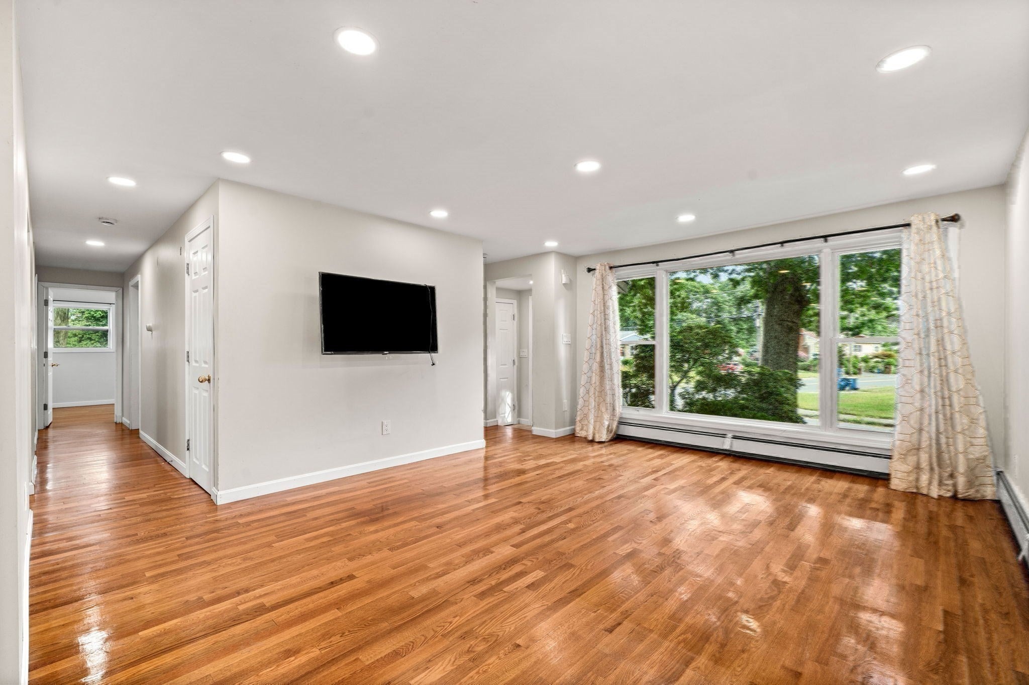 4 Niles Rd, Randolph, MA, 4 Niles Rd, Randolph, MA Photo #20