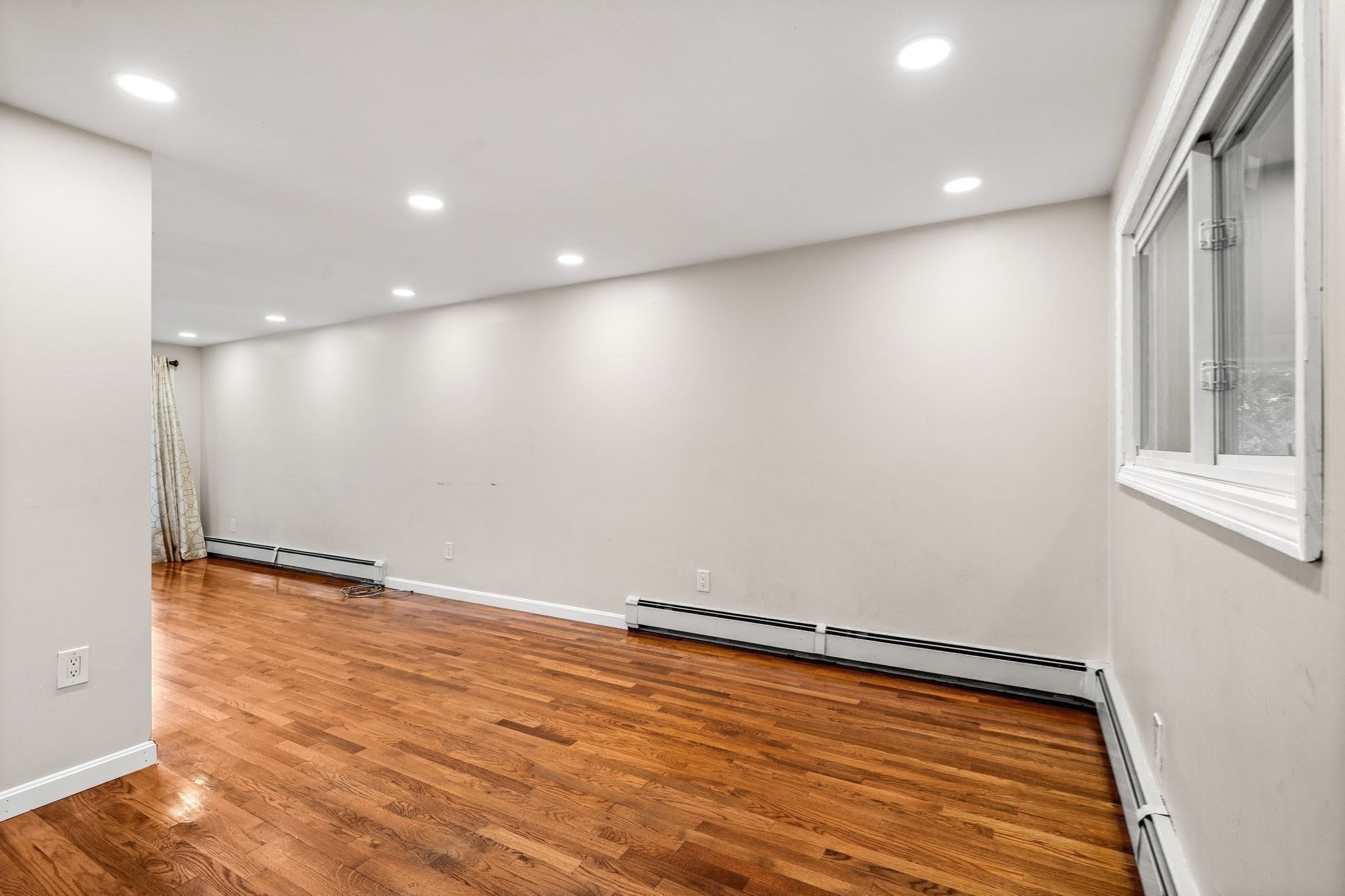 4 Niles Rd, Randolph, MA, 4 Niles Rd, Randolph, MA Photo #16