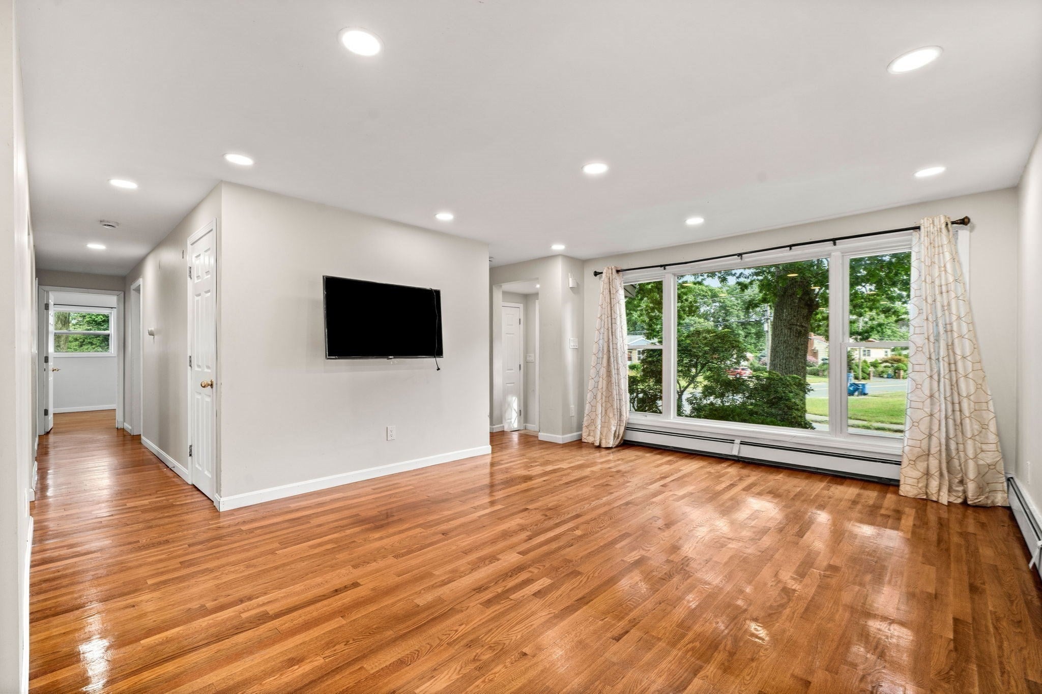4 Niles Rd, Randolph, MA, 4 Niles Rd, Randolph, MA Photo #7
