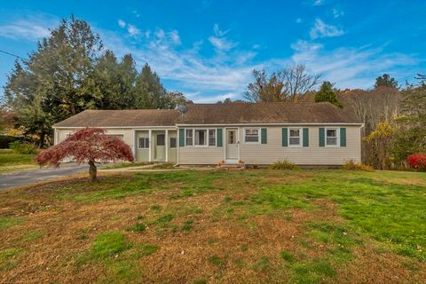 17 Bonnie View Rd Southwick MA 01077