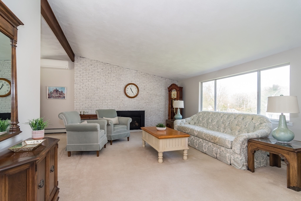 9 Clearview Dr