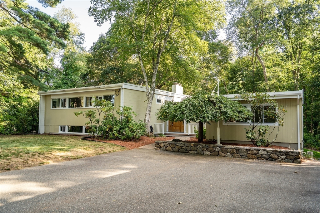 464 Concord Ave