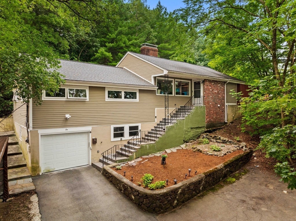10 Rafferty Rd