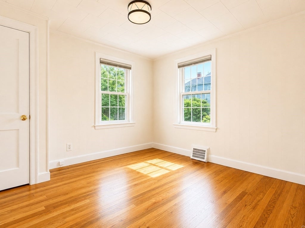 106 Russell Rd, Newton, MA, 106 Russell Rd, Newton, MA Photo #7