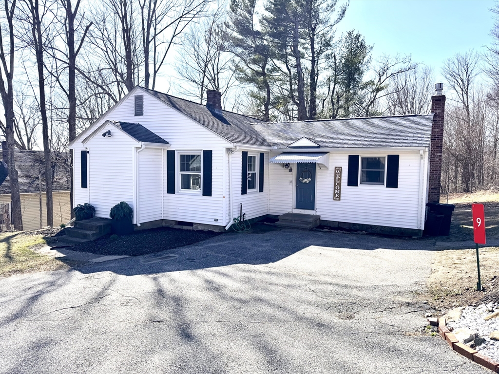 9 Redfield Rd