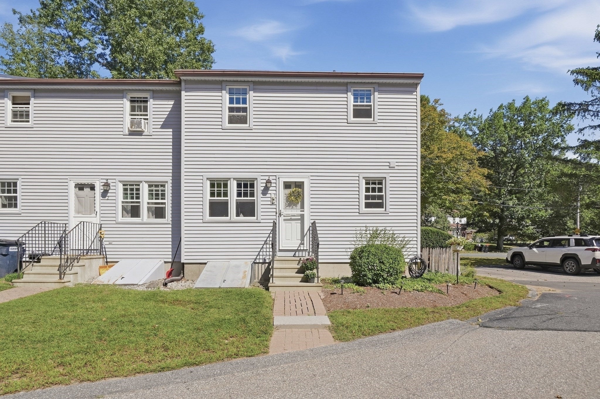 1 Tiffany Circle #1, Millbury, MA Photo #8