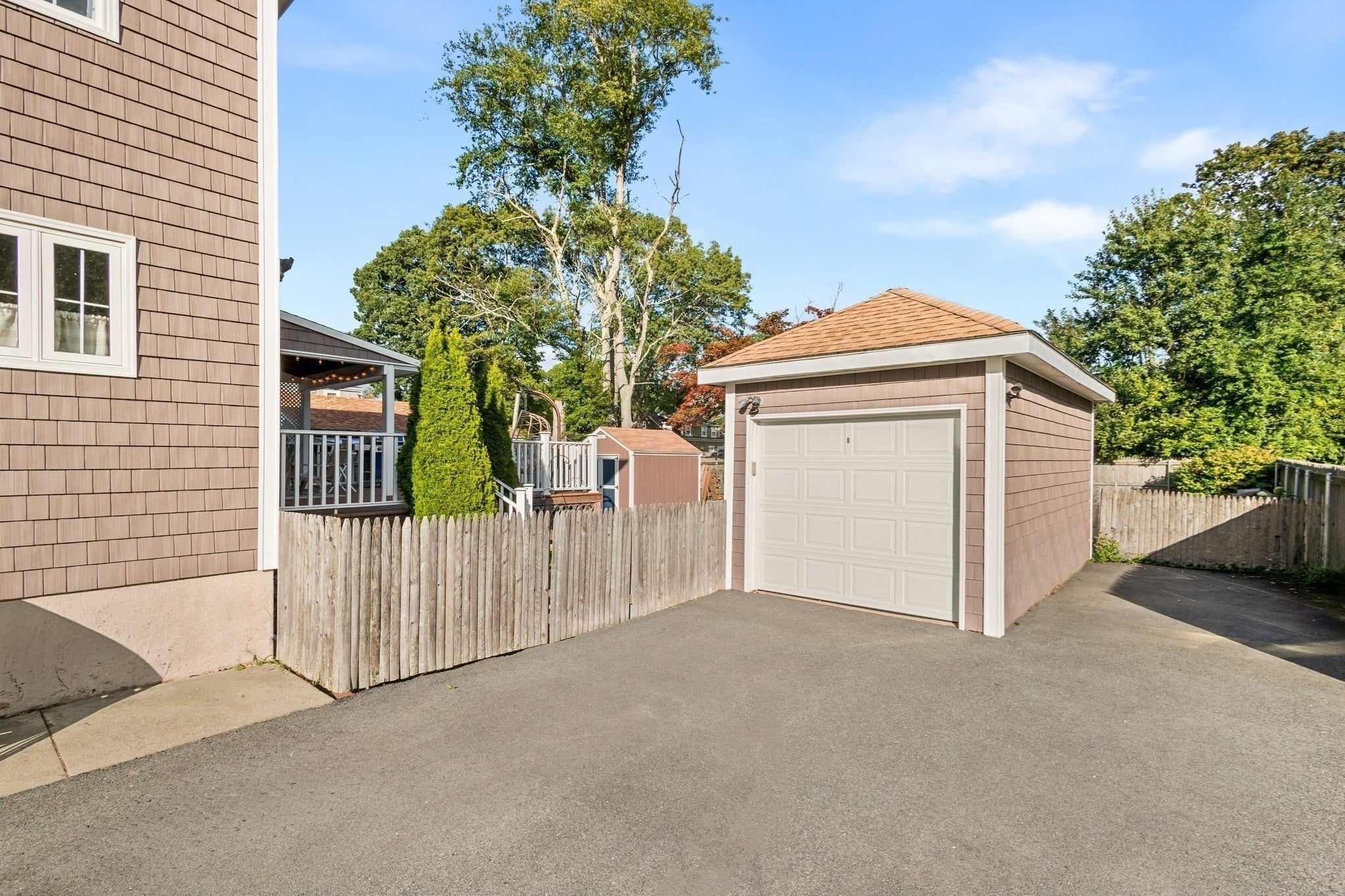 1021 Ray St, Fall River, MA, 1021 Ray St, Fall River, MA Photo #38