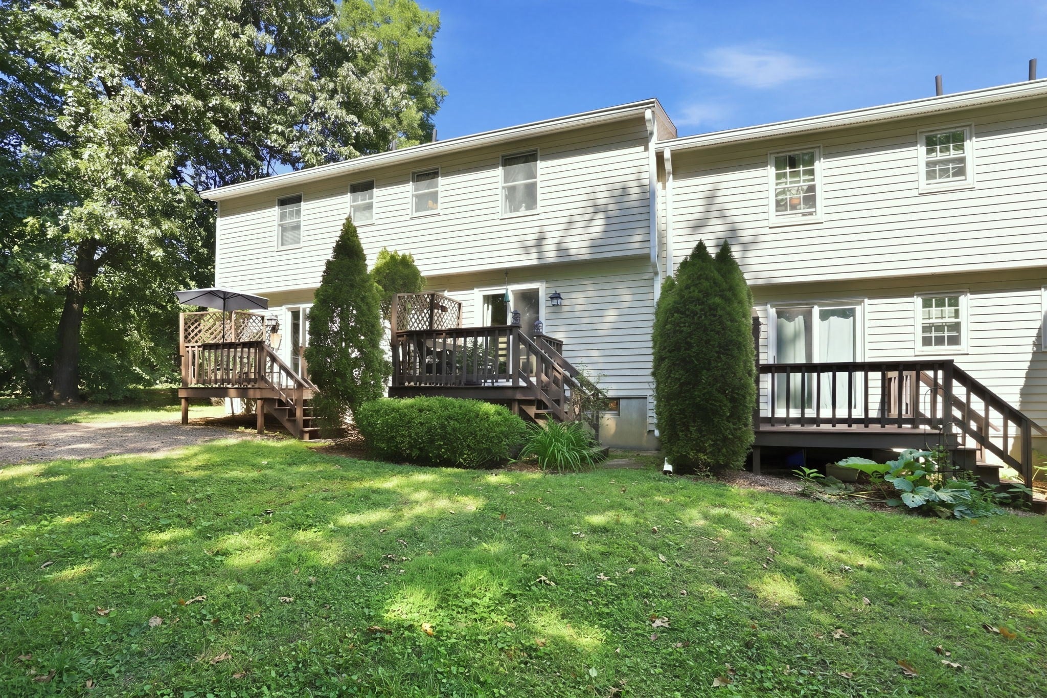266 Grove St 2