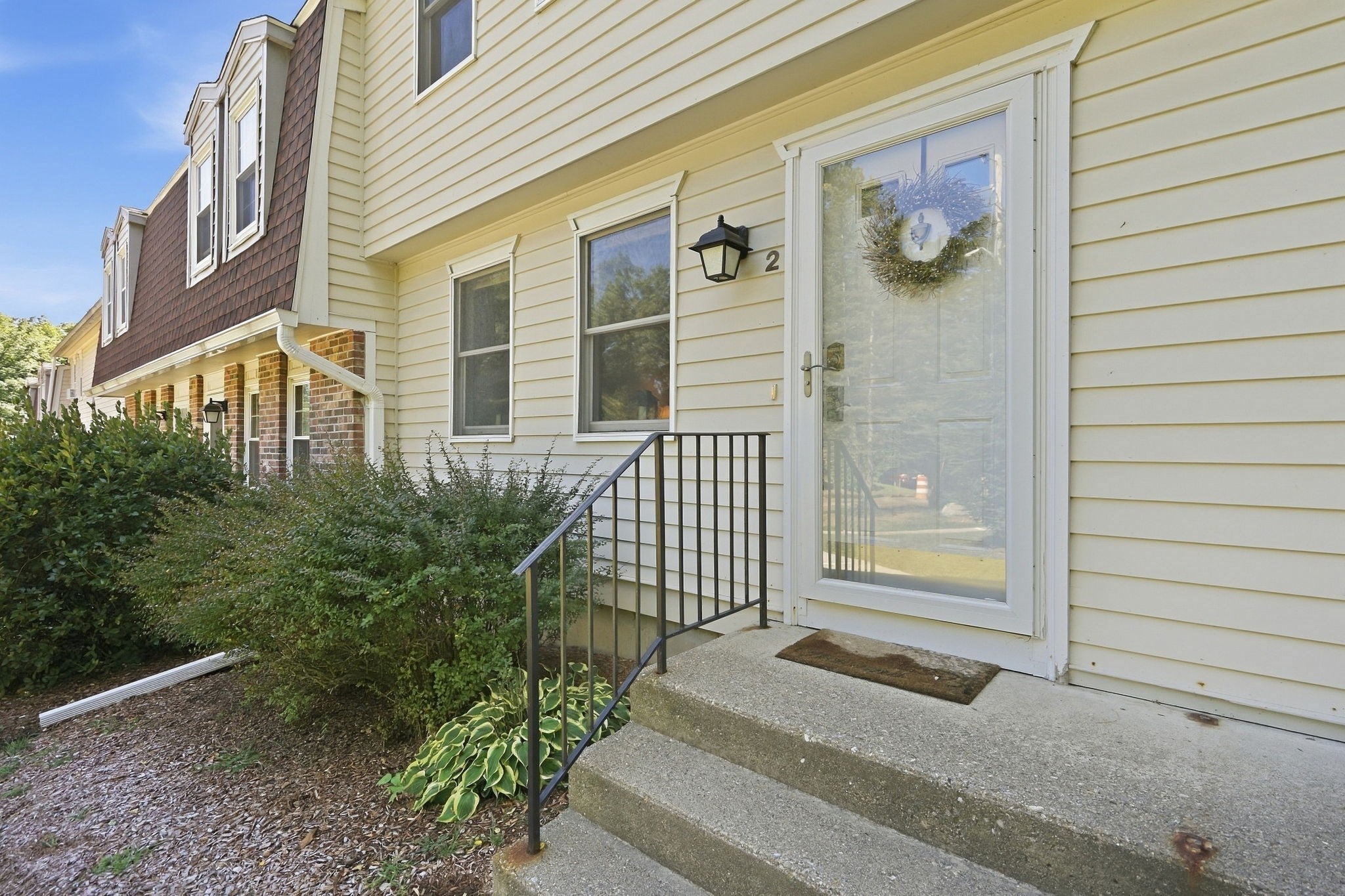 266 Grove St 2