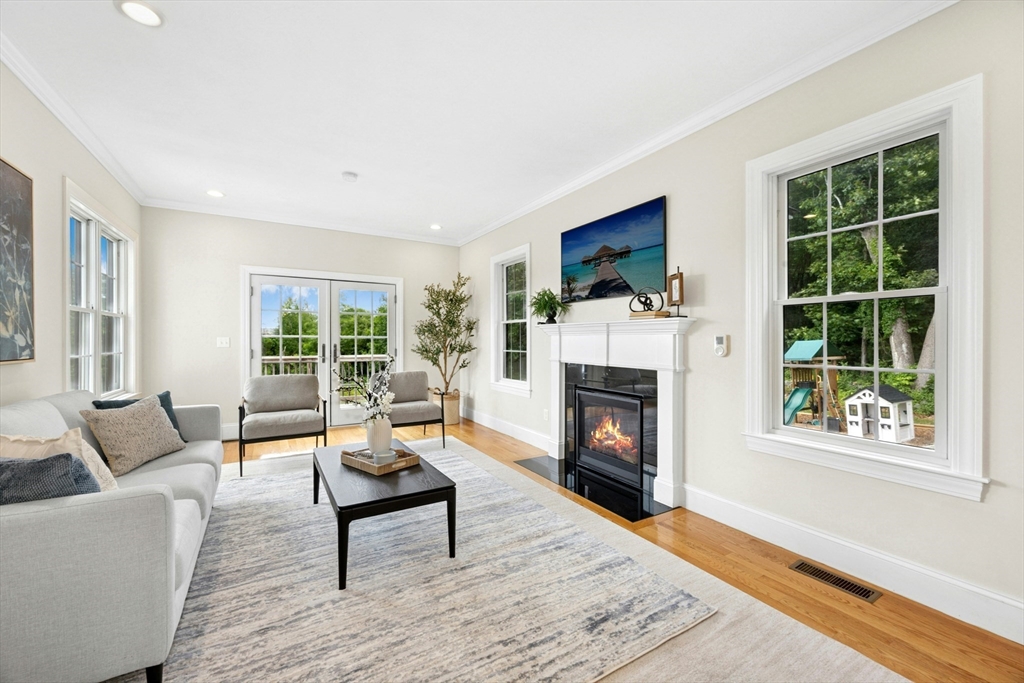 22 Clearview St
