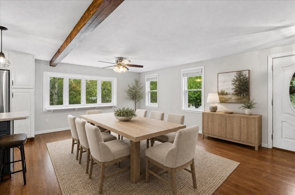 9 Robinhood Road, Tyngsborough, MA Photo #4